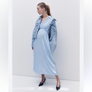 Long Sleeve Blue Maternity/Nursing Friendly Maxi Dress